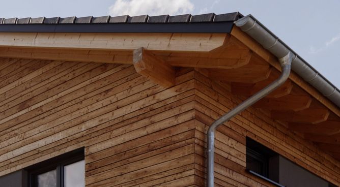 Banner Karrer Zimmerer